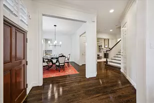 240 S Post Oak Ln, Houston, TX 77056 - Photo 5