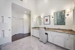 240 S Post Oak Ln, Houston, TX 77056 - Photo 27