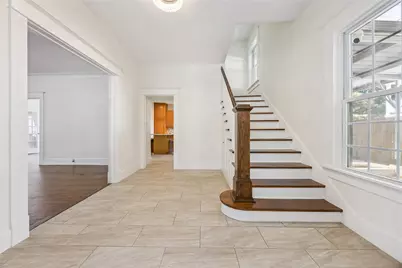 3818 Brandt Street, Houston, TX 77006 - Photo 5