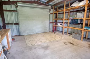 5131 County Rd 868 E, Brazoria, TX 77422 - Photo 23
