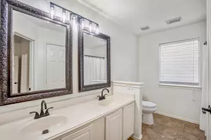 55 N Walden Elms Cir, The Woodlands, TX 77382 - Photo 23
