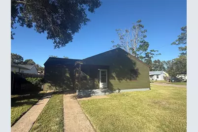 749 Lorrain Street, Angleton, TX 77515 - Photo 1