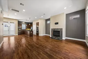 405 Jackson Hill St, Houston, TX 77007 - Photo 5