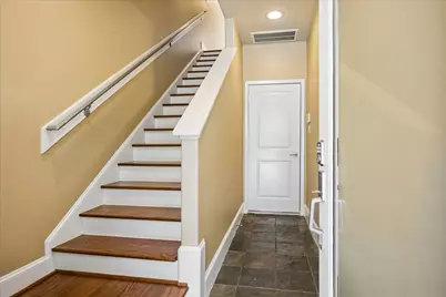 405 Jackson Hill Street, Houston, TX 77007 - Photo 19