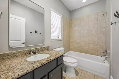 405 Jackson Hill Street, Houston, TX 77007 - Photo 17