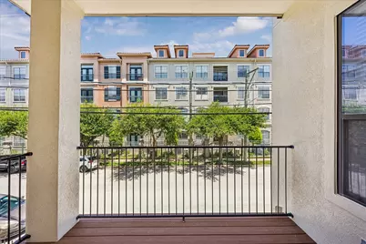 405 Jackson Hill Street, Houston, TX 77007 - Photo 1