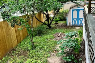 214 Ridgeside, Montgomery, TX 77316 - Photo 11