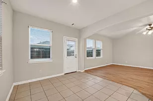 10015 Chase Ct, Baytown, TX 77521 - Photo 19