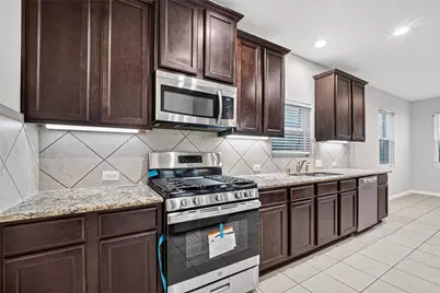 10015 Chase Court, Baytown, TX 77521 - Photo 13