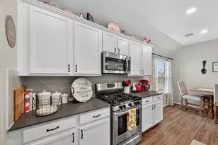 4606 Gonzales Ct, Baytown, TX 77521 - Photo 11