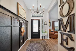 4606 Gonzales Ct, Baytown, TX 77521 - Photo 3