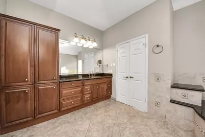 1251 Misty Lake Court, Sugar Land, TX 77498 - Photo 27