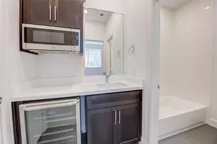 1743 Eado Point Ln, Houston, TX 77003 - Photo 17