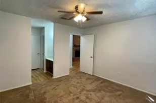5409 Ridge Wind Ln, Houston, TX 77053 - Photo 13