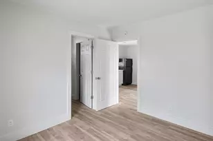 1704 Sam Wilson St, Houston, TX 77020 - Photo 3