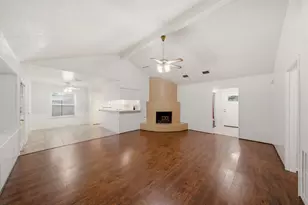 9718 Rathbone Dr, Houston, TX 77031 - Photo 13
