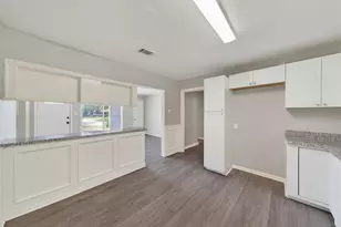 6718 Crosswell St, Houston, TX 77087 - Photo 13