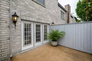 664 Wilcrest Dr, Houston, TX 77042 - Photo 15