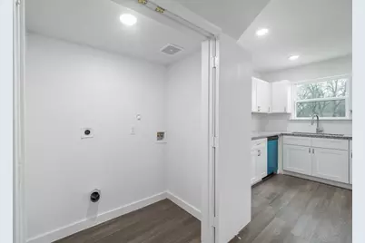 8639 Peachtree St Street, Houston, TX 77016 - Photo 17