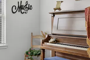 303 Morning Dove Trl, Sealy, TX 77474 - Photo 15