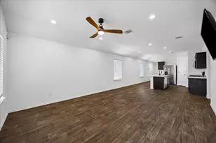 16691 Lonely Pines Dr, Conroe, TX 77302 - Photo 11