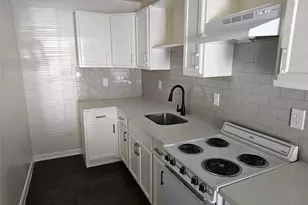 2121 Fulton St, Houston, TX 77009 - Photo 1