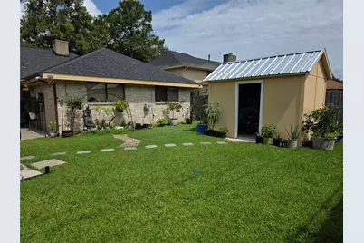 8827 Woodleigh Drive, Houston, TX 77083 - Photo 31