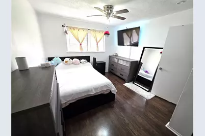 8827 Woodleigh Drive, Houston, TX 77083 - Photo 21