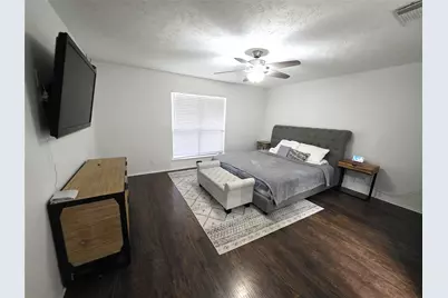8827 Woodleigh Drive, Houston, TX 77083 - Photo 15