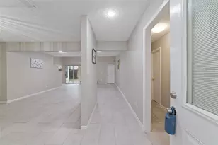 6322 Lynkat Ln, Houston, TX 77083 - Photo 3