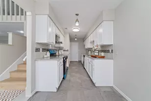 6322 Lynkat Ln, Houston, TX 77083 - Photo 13