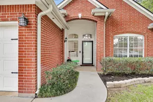 12031 Maverick Dr, Willis, TX 77378 - Photo 5