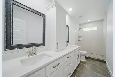 9711 Derrik Drive, Houston, TX 77080 - Photo 11