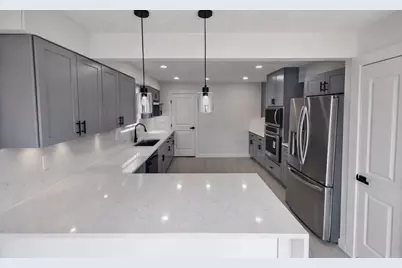 4911 E Fallen Bough Drive, Houston, TX 77041 - Photo 5