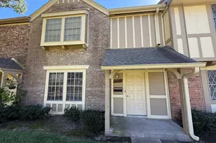 10372 Hammerly Blvd, Houston, TX 77043 - Photo 15
