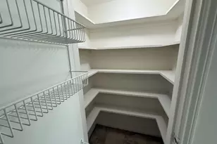 10372 Hammerly Blvd, Houston, TX 77043 - Photo 7