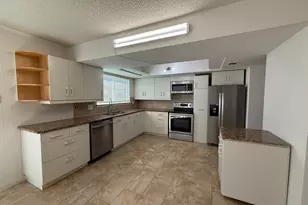 10372 Hammerly Blvd, Houston, TX 77043 - Photo 5