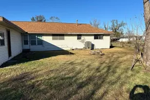 10918 Pandora Dr, Houston, TX 77013 - Photo 3