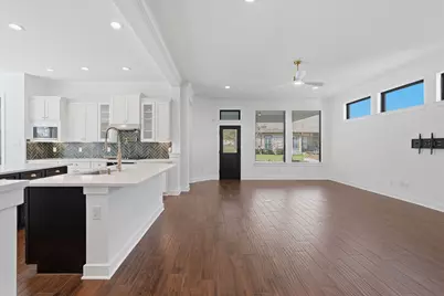 310 Edgewood Drive, Montgomery, TX 77356 - Photo 13