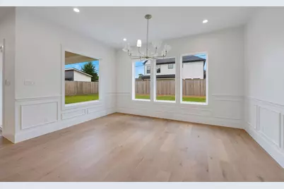 1726 Saxon Drive, Houston, TX 77018 - Photo 9