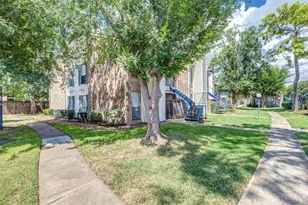 3900 Woodchase Dr, Houston, TX 77042 - Photo 17