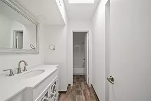 9404 Denbury Way, Houston, TX 77025 - Photo 11