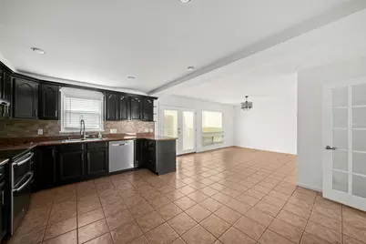 9404 Denbury Way, Houston, TX 77025 - Photo 5