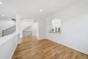 11110 Sherwood Forest Glen Dr, Houston, TX 77043 - Photo 13