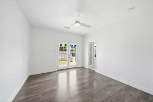 11110 Sherwood Forest Glen Dr, Houston, TX 77043 - Photo 21