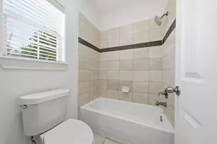 11110 Sherwood Forest Glen Dr, Houston, TX 77043 - Photo 23