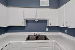 2311 71st St, Galveston, TX 77551 - Photo 29