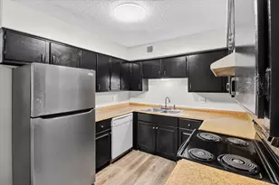 2311 71st St, Galveston, TX 77551 - Photo 11