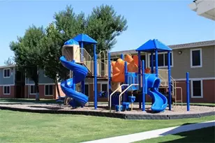 5635 W W Cesar E Chavez Blvd, San Antonio, TX 78237 - Photo 9