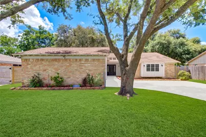 2537 N 21st Avenue N, Texas City, TX 77590 - Photo 1